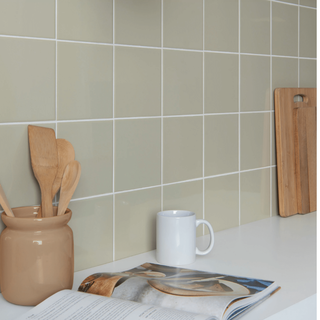Plain effect beige ceramic wall tiles Monocolour Roca