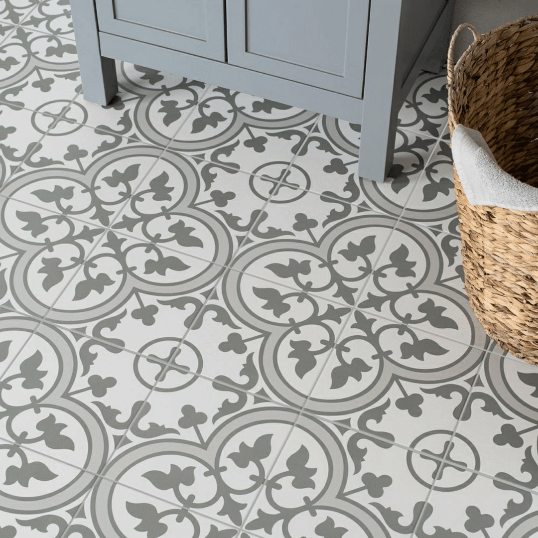 Bourton Silver Slate ceramic tiles with patterned matt finish