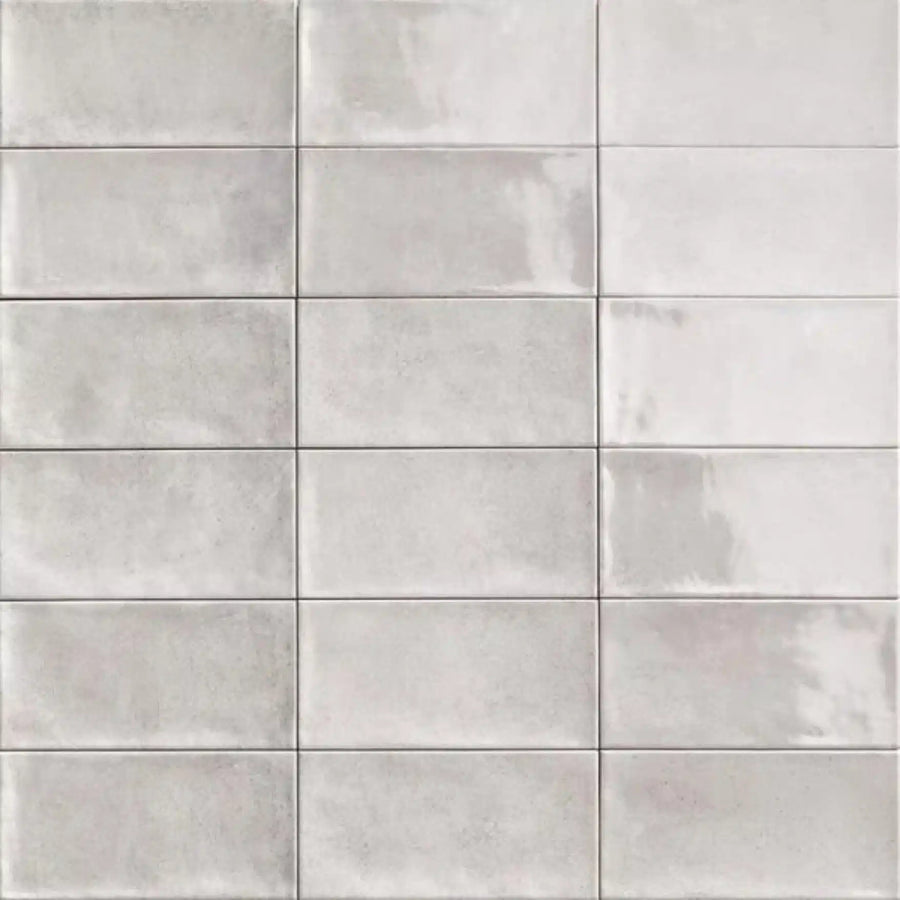 Bianco gloss ceramic wall tile 100x200mm close-up