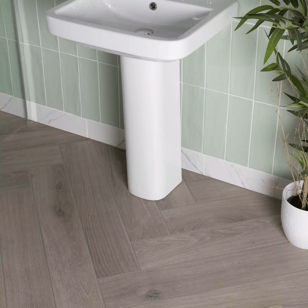 Natural grain porcelain tiles with matt surface