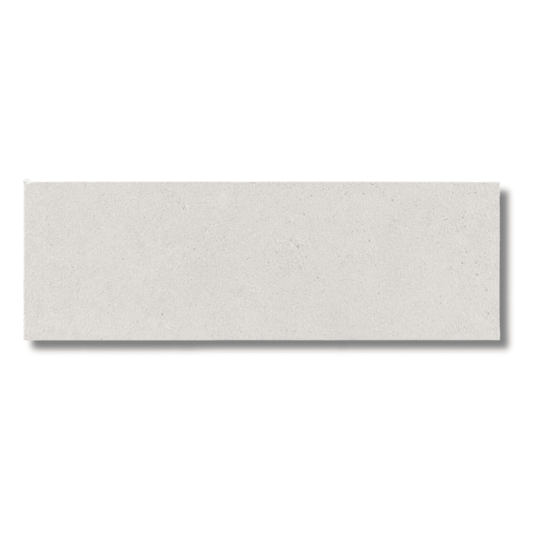 Kalksten Light Grey tiles for wall and floor balance