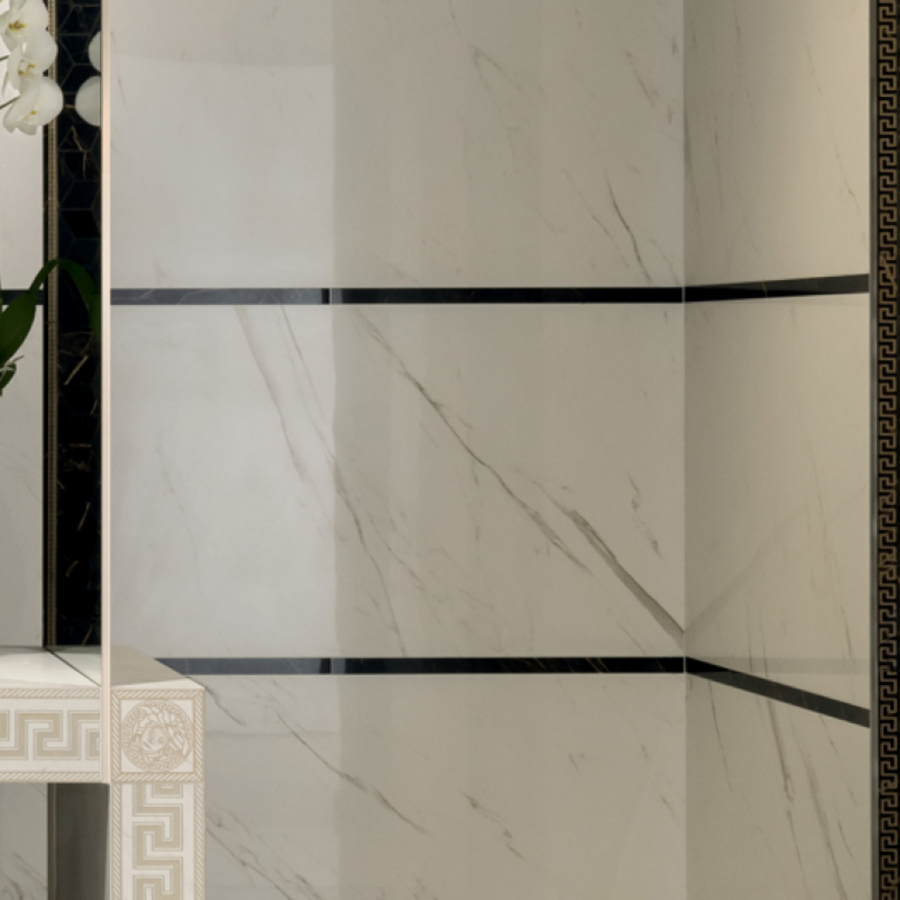 White marble effect ceramic tiles with polished surface finish