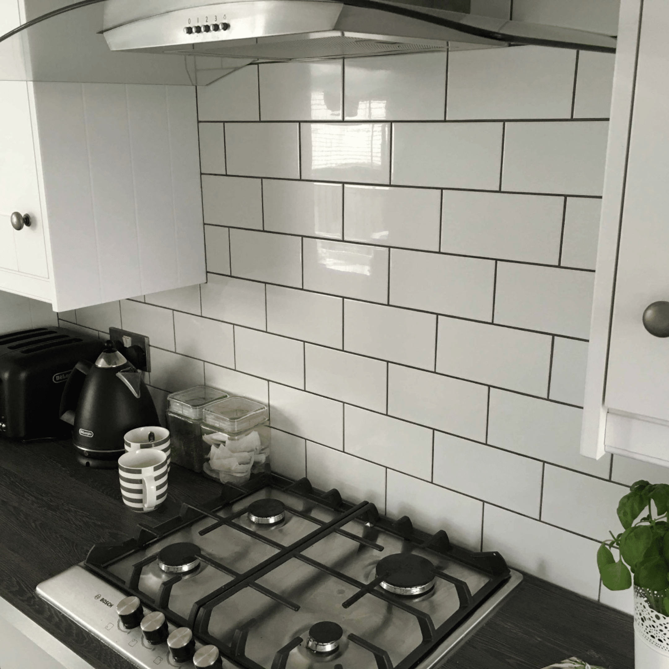 Gloss white tile 200x100mm