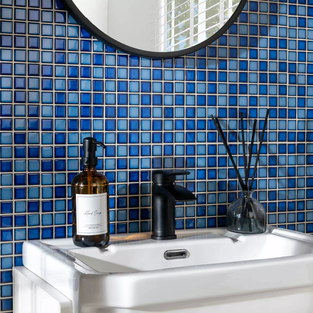 Decorative blue mosaic tiles for porcelain wall floor applications