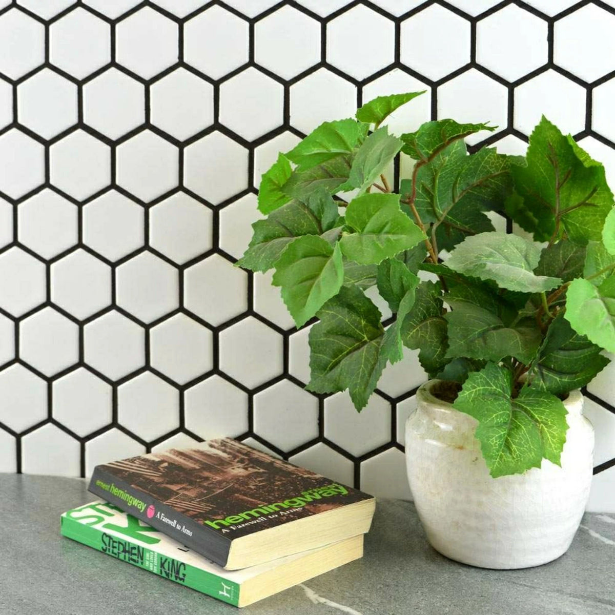 Geometric white porcelain mosaic tiles for interior walls floors