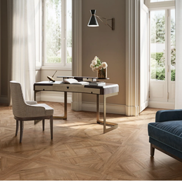 Hallway wall and floor with porcelain wood effect tiles