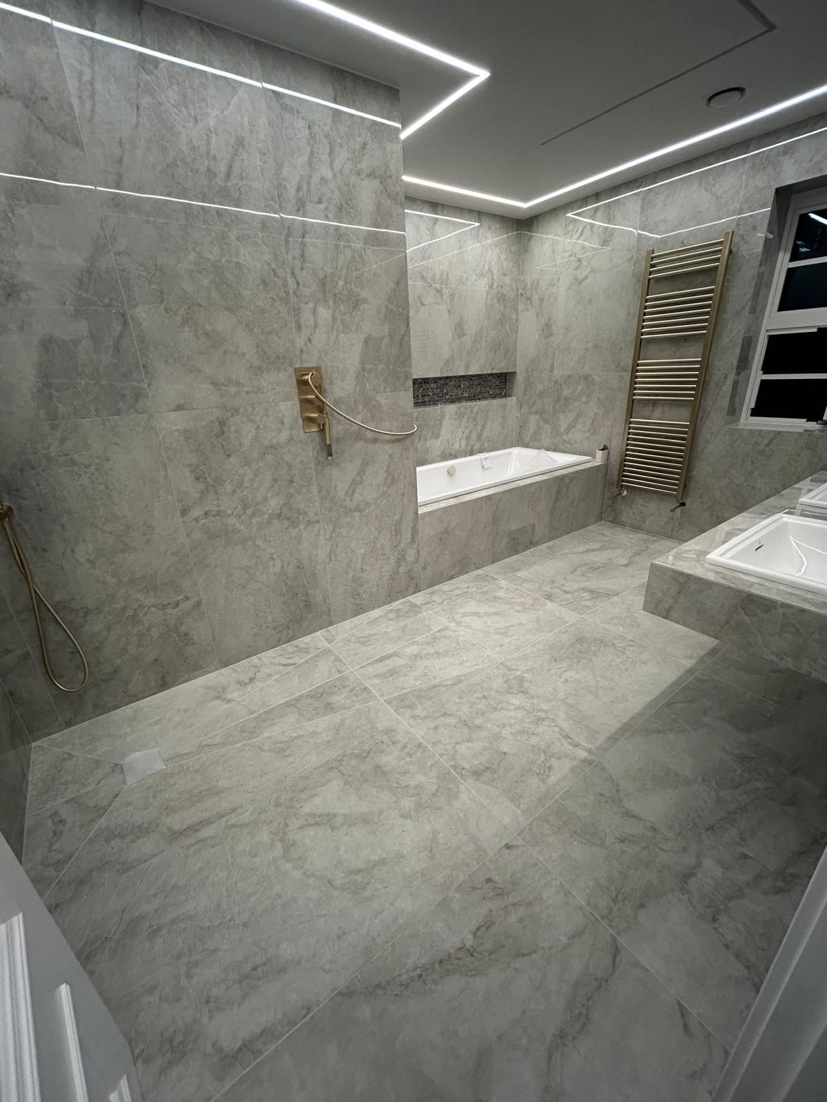 Majestic Pearl Polished Tile
