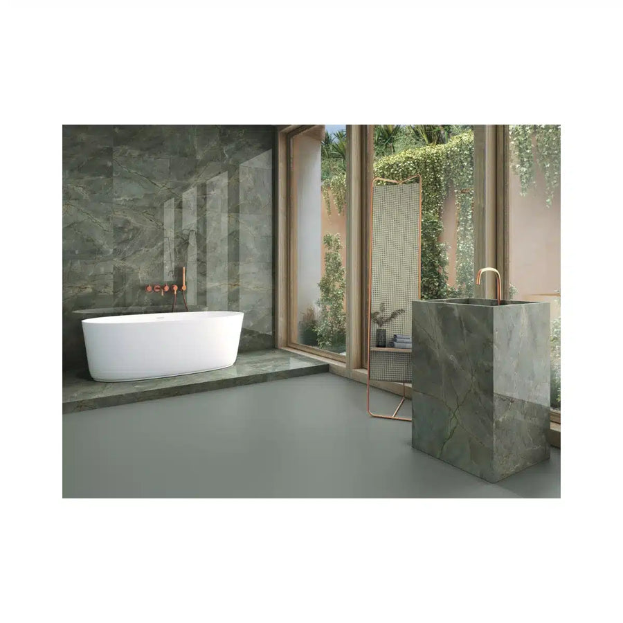 High-gloss marble-effect porcelain wall tile in modern bathroom